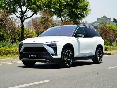 Nio ES8