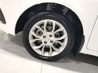 Geely Vision