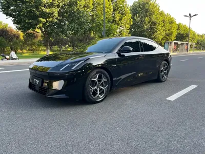 Lynk & Co Z10