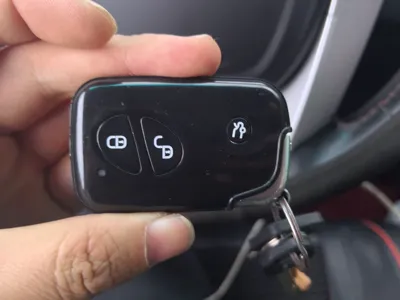 BYD S6