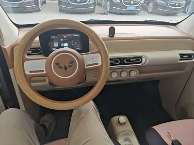 Wuling MINIEV