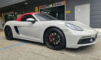 Porsche 718
