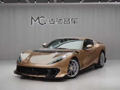 Ferrari 812