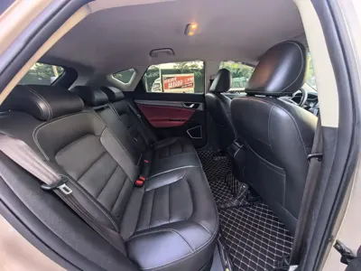 Geely Emgrand GS