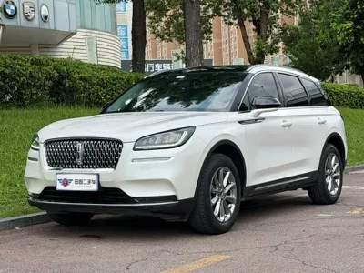 Lincoln Corsair