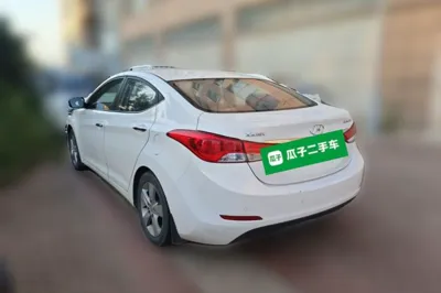 Hyundai Elantra (5th Generation