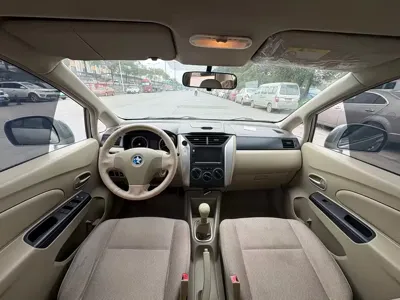 Venucia D50
