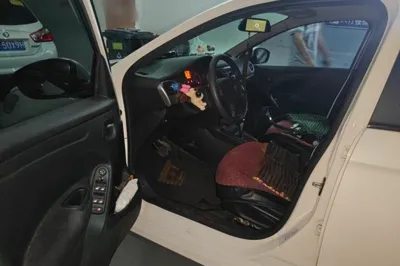 Peugeot 301