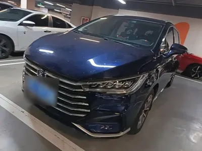 BYD MAX