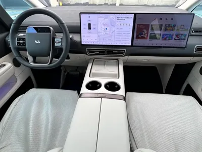 Li Auto Li MEGA