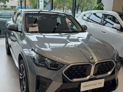 BMW X2 (Import)