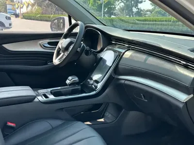 Roewe RX5 Max