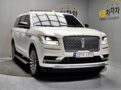 Lincoln Navigator
