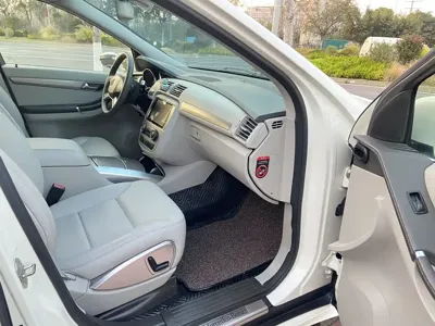 Mercedes-Benz R-Class