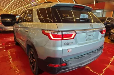 Dongfeng Fengon S560