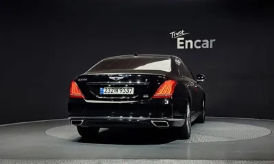 Genesis EQ900