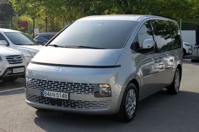 Hyundai Staria