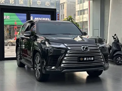 Lexus LX