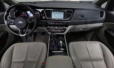 Kia Canival