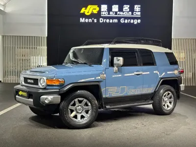 Toyota FJ Cruiser