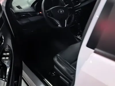 Toyota Yaris L