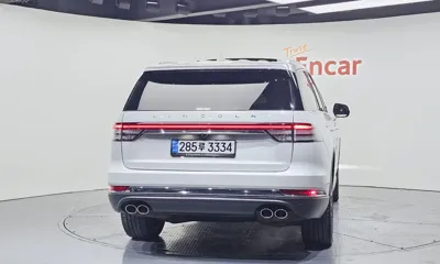 Lincoln Aviator