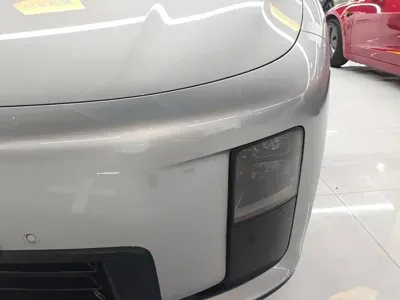 Li Auto 理想i8