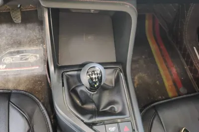 Roewe i5