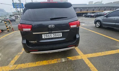 Kia Canival