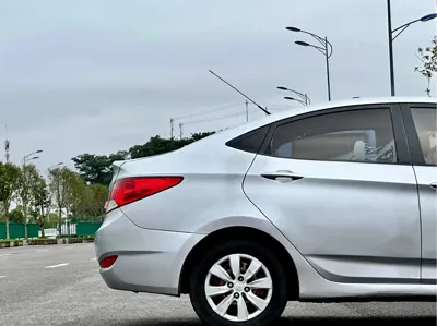 Hyundai Verna