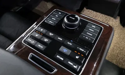 Hyundai Equus