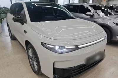 Leapmotor C10