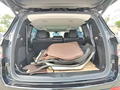 Jeep Grand Commander