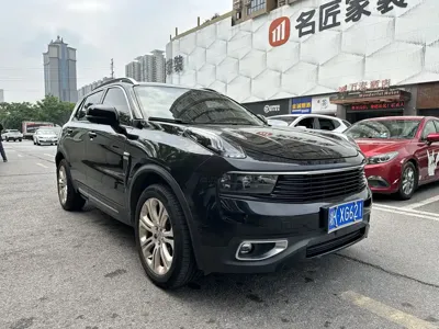 Lynk & Co 01