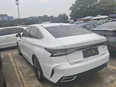 Chery Arrizo 8