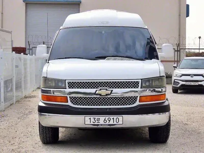 Chevrolet Express Van