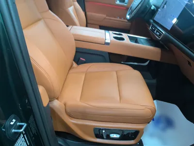Li Auto L8