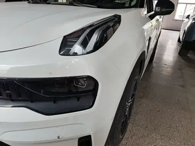 Lynk & Co 05