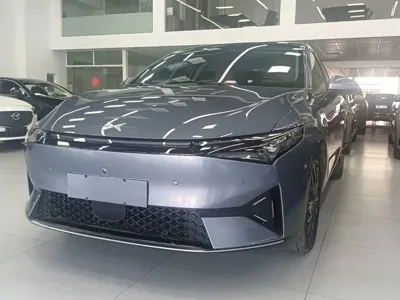 Xpeng P5