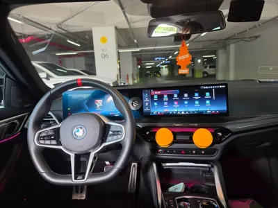BMW i4