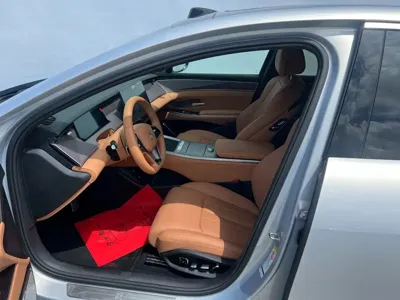 BYD 汉L