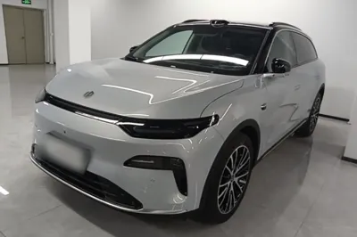 Leapmotor C11