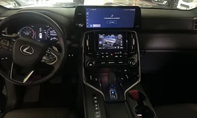 Lexus LX