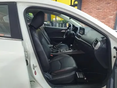Mazda 3 Axela