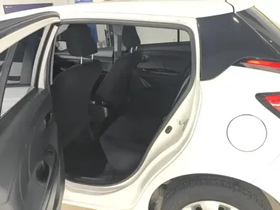 Toyota Yaris L