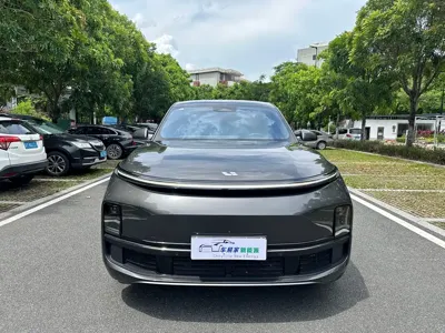 Li Auto Li L8