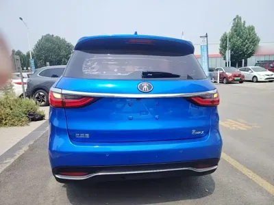 BYD MAX