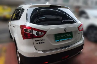 Suzuki S-Cross