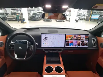 Li Auto Li L8