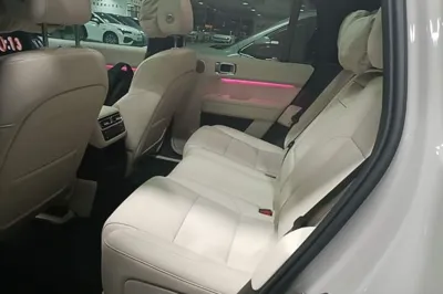 Li Auto L6